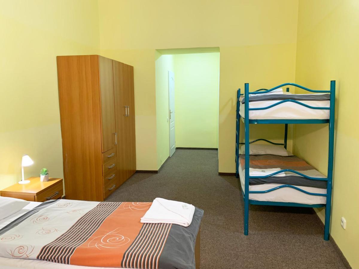 Pension City Center Прага Экстерьер фото