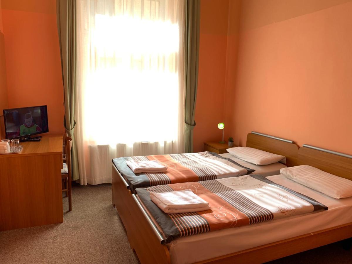 Pension City Center Прага Экстерьер фото