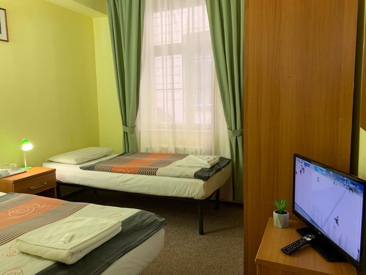 Pension City Center Прага Экстерьер фото