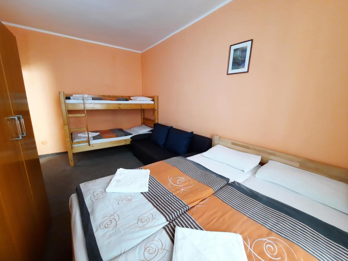 Pension City Center Прага Экстерьер фото