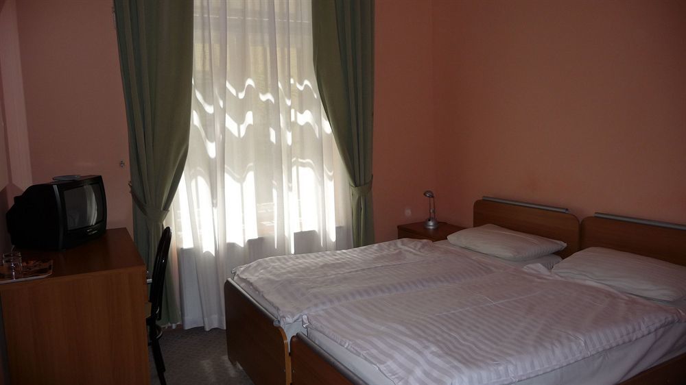 Pension City Center Прага Экстерьер фото